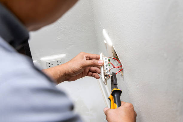 Best Emergency Electrical Repair  in Stuarts Draft, VA